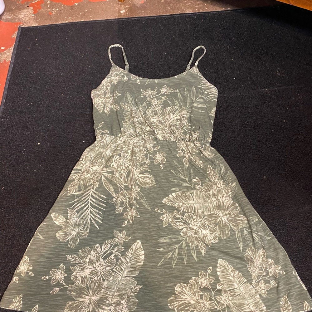 Old Navy Green Floral Casual Dress